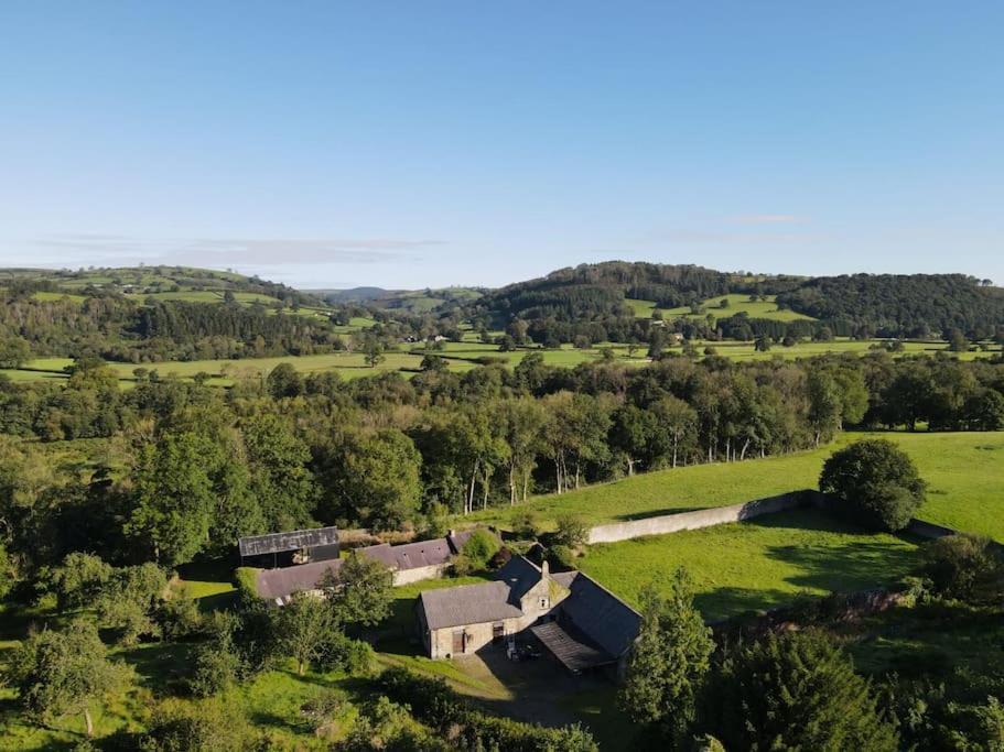 Tranquil Getaway Near Brecon Beacons Apartman Llandovery Kültér fotó